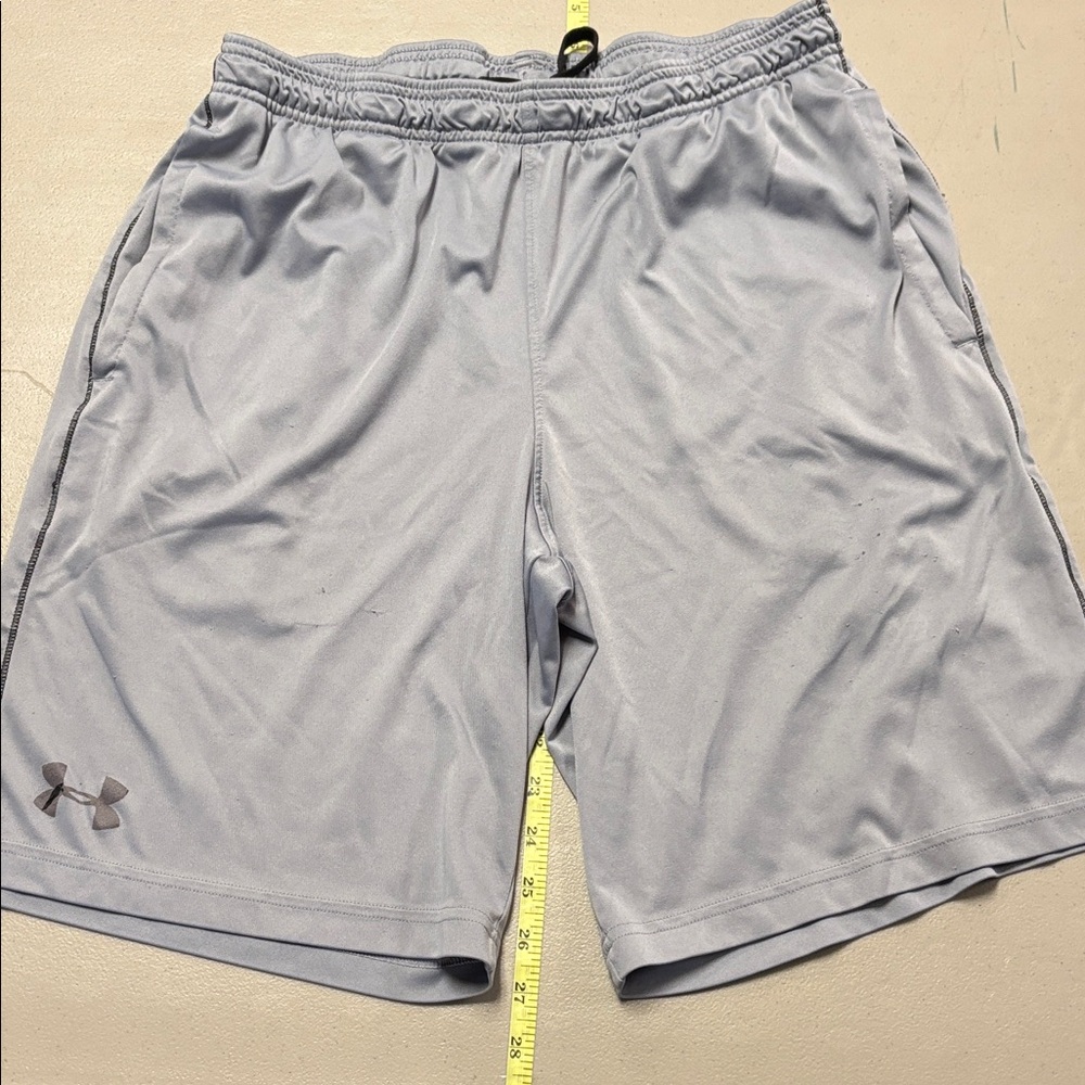 Under Armour Men's Light Gray Athletic Shorts